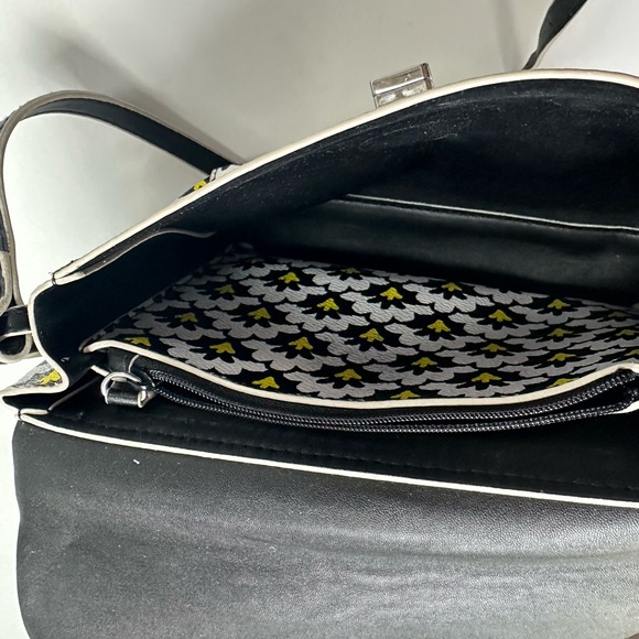 Vera Bradley Scallop Hipster crossbody bag purse Petal Paisley black yellow - Picture 9 of 11